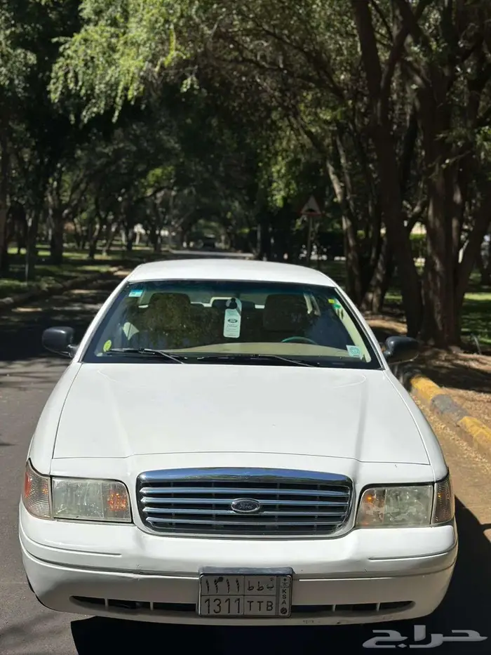 فورد فكتوريا عداد 77 الف 16