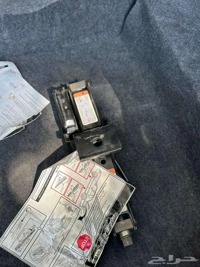 فورد فكتوريا عداد 77 الف 20