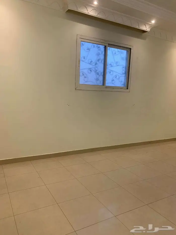 شقة للايجار 4غرف 11