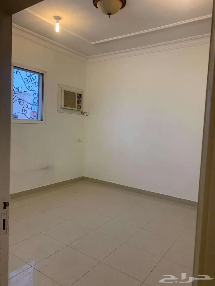 شقة للايجار 4غرف 6