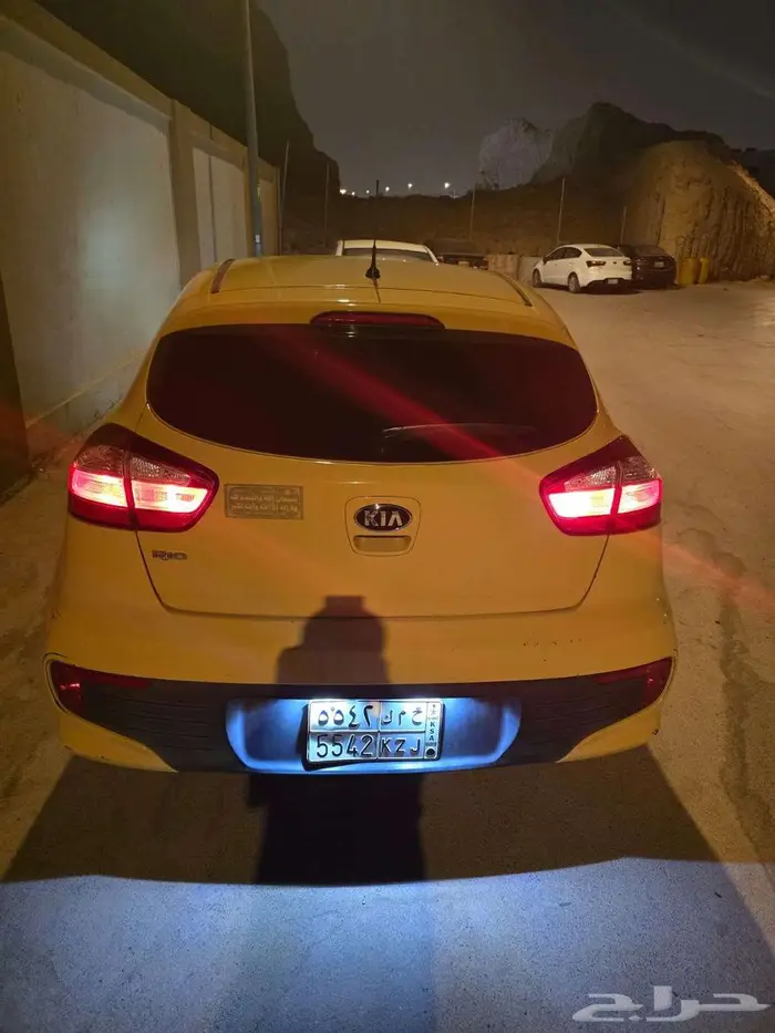 كيا ريو هاتشباك 2016 وكالة 9