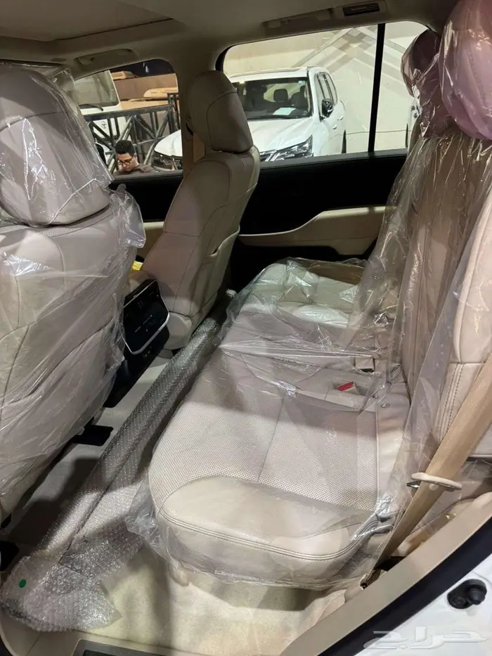 لاندكروزرGXR 2024 خليجي L4 تنفس طبيعي بنك وكاش 9