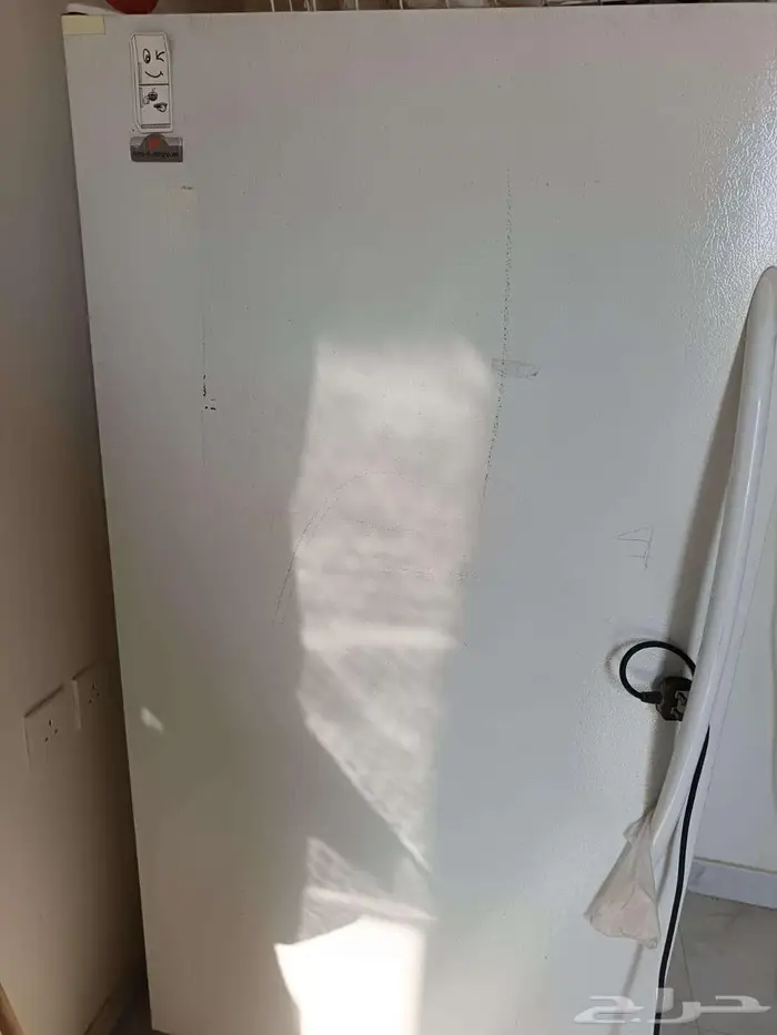 فريزر White-Westinghouse عمودية مستعملة 1