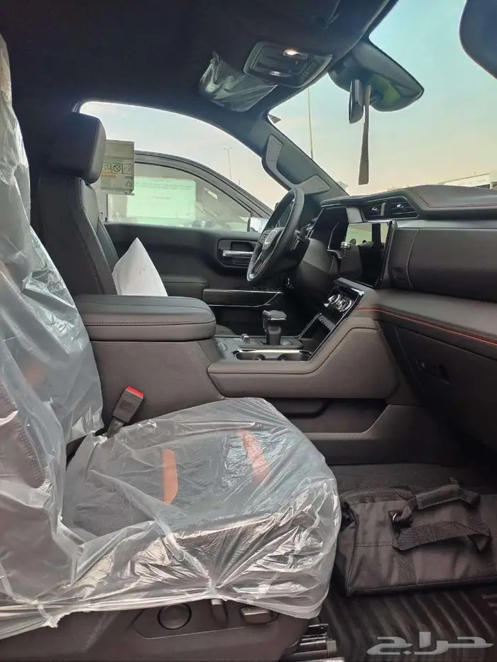 جي ام سي سييرا 2025 AT4 ضمان سعودي 9