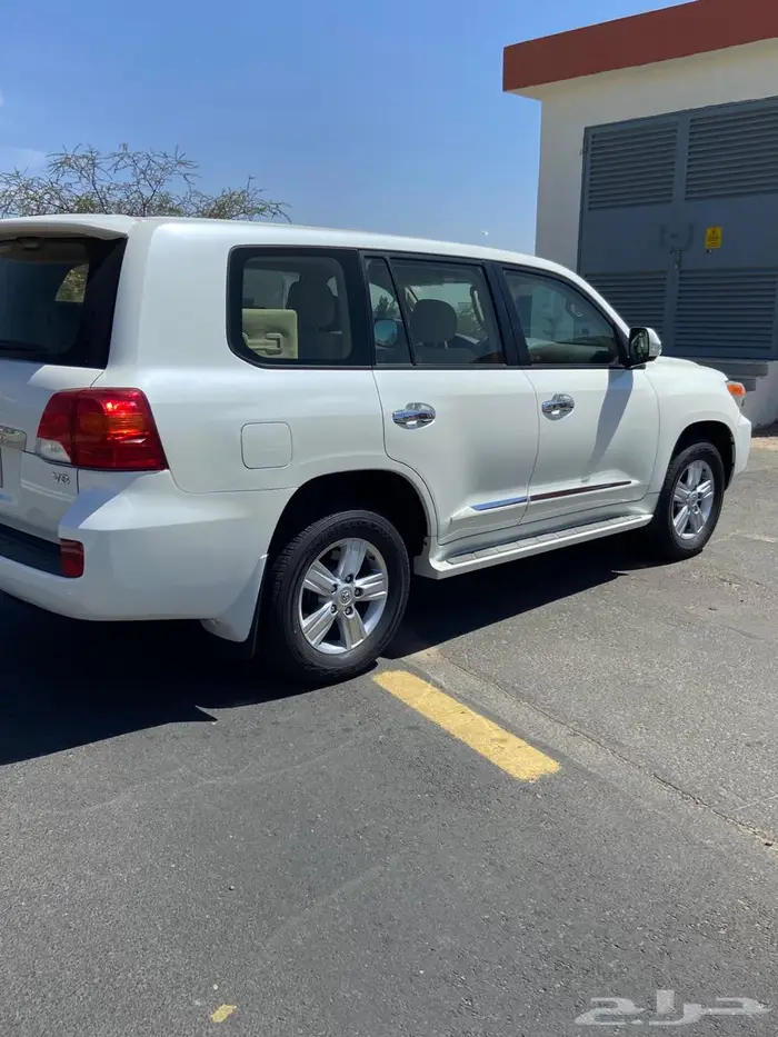 جيب صالون 2014 وكالة 3