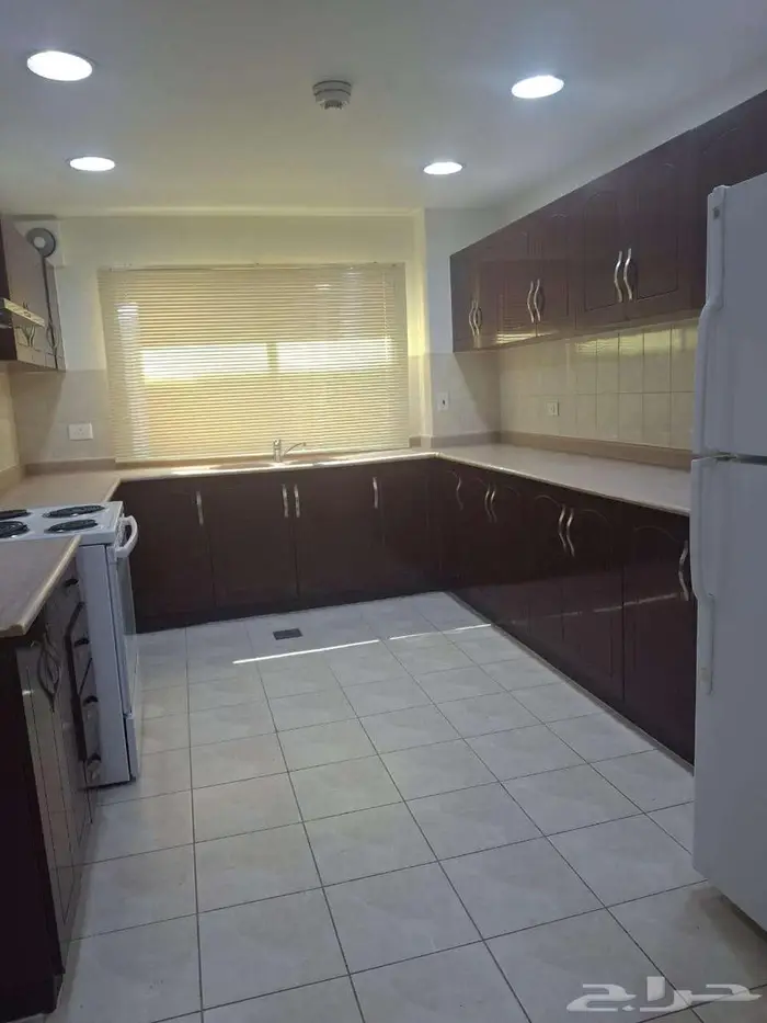 فيلا سكنية للبيع جلموده شارع العذيب 3