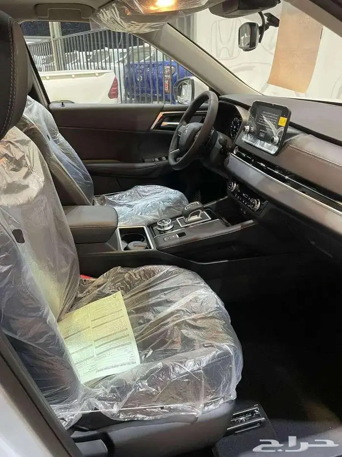 ميتسوبيشي - اوت لاندر - 2025 - متوفر فئات 9