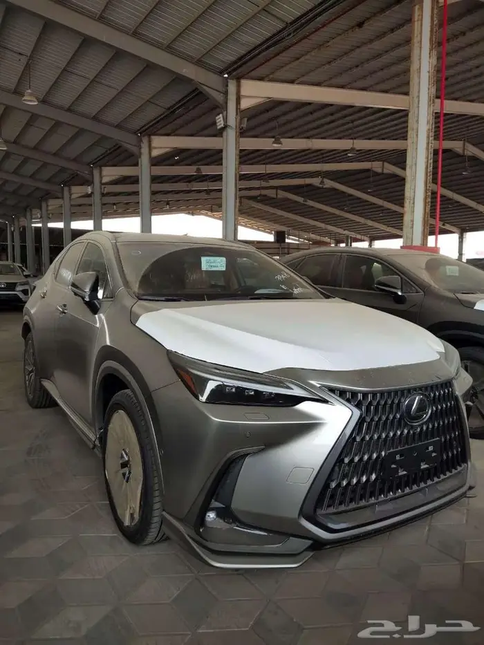 متوفر لكزس ان اكس 350 CCاتوماتيك 2025 2