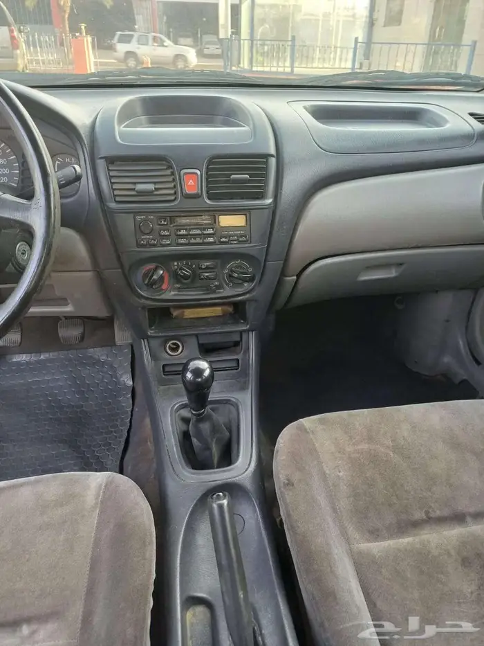 نيسان صني 2001 للبيع 2