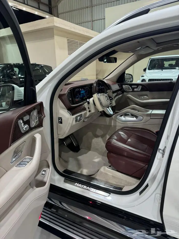 مرسيدس مايباخ 2022 GLS600 8