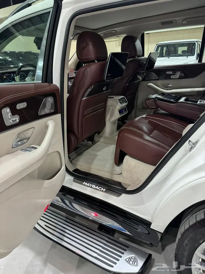مرسيدس مايباخ 2022 GLS600 10