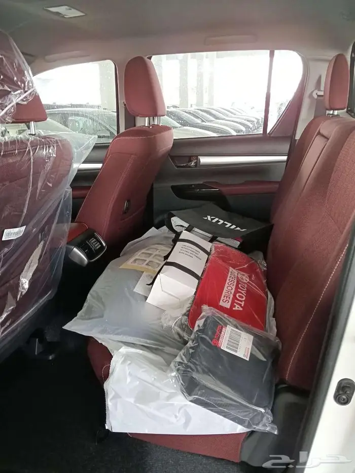 تويوتا هايلوكس غمارتين دبل 2400سي سي S-GLX م 2025 - سعودي 6