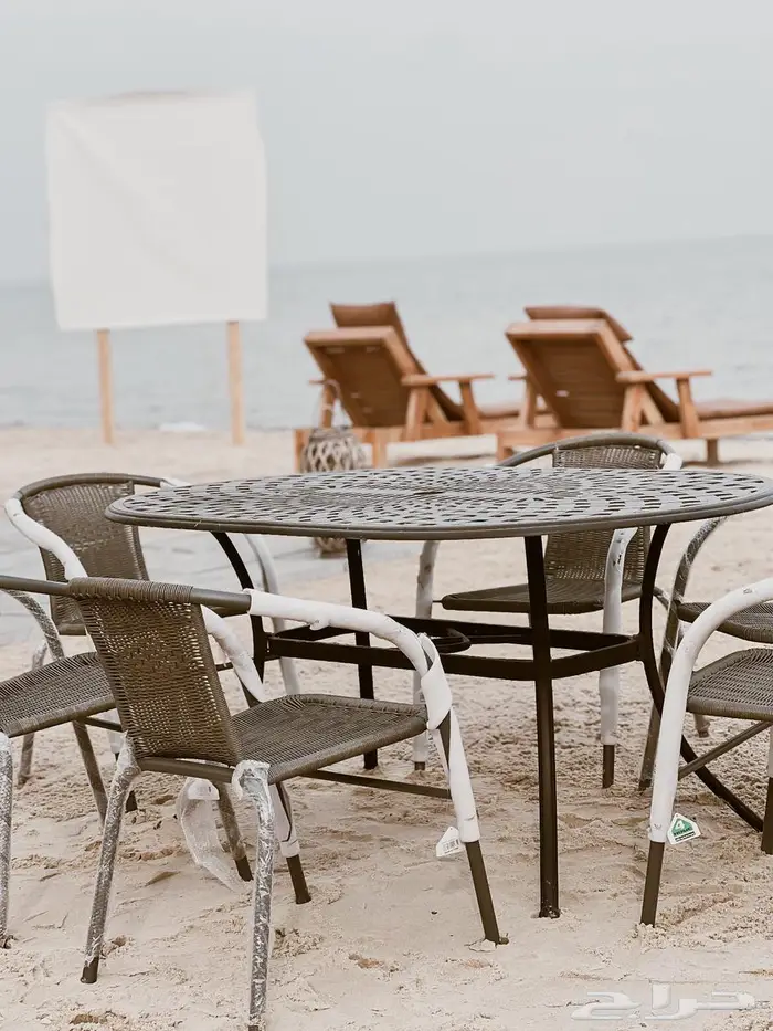 كرفان بكامل اغراضه 7