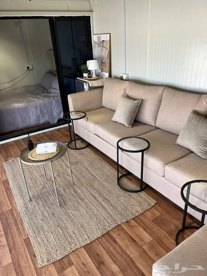 كرفان بكامل اغراضه 9