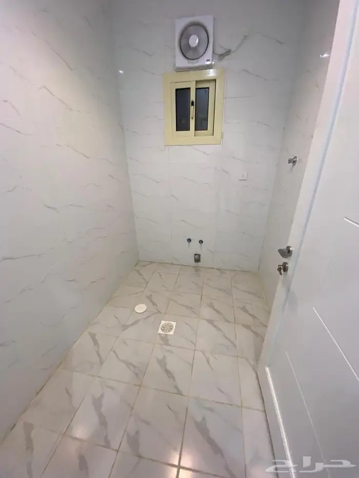 فرصةثمينةفلل دبلكسات دور وملحق مخطط الرياض ج للبيع بسعرمغري 24