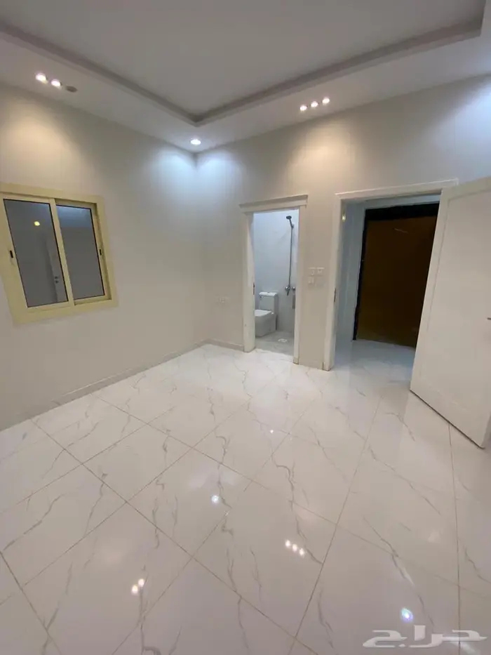 فرصةثمينةفلل دبلكسات دور وملحق مخطط الرياض ج للبيع بسعرمغري 23