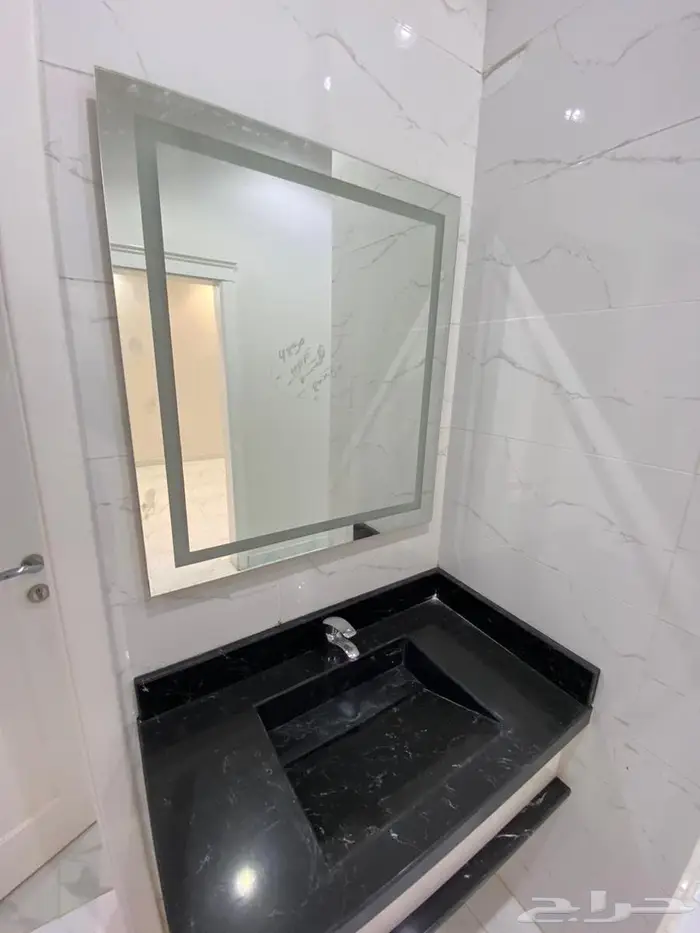 فرصةثمينةفلل دبلكسات دور وملحق مخطط الرياض ج للبيع بسعرمغري 20