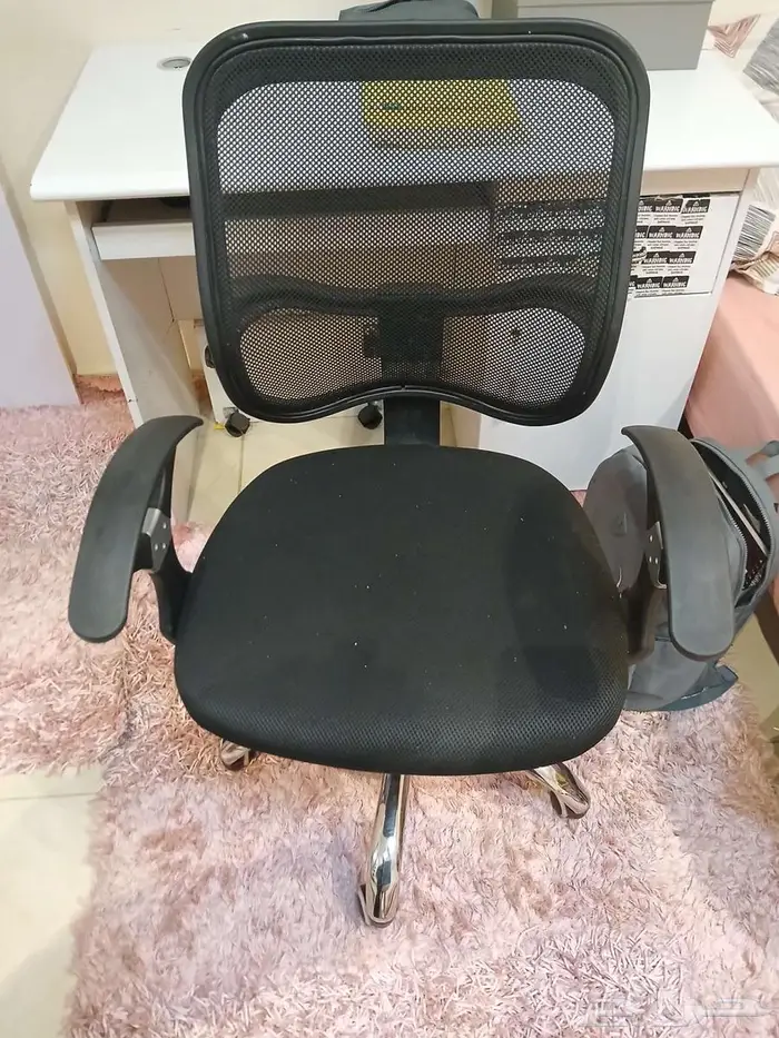 مكتب وكراسي 1