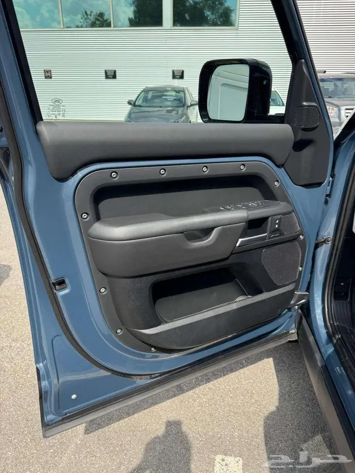 ديفندر موديل 2025 - S -V6 ب 270 الف ريال 7