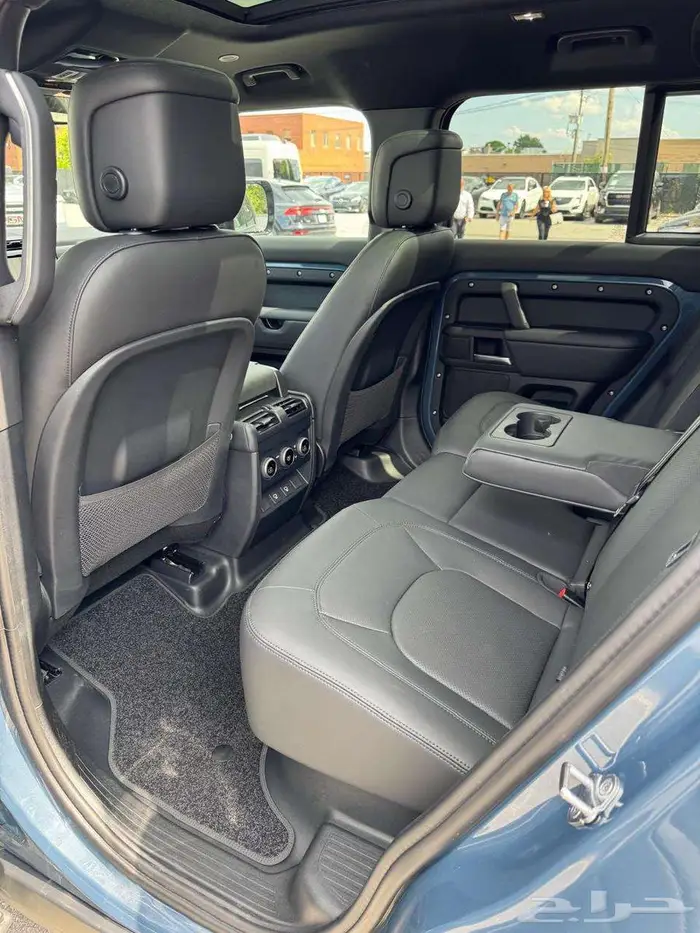 ديفندر موديل 2025 - S -V6 ب 270 الف ريال 12