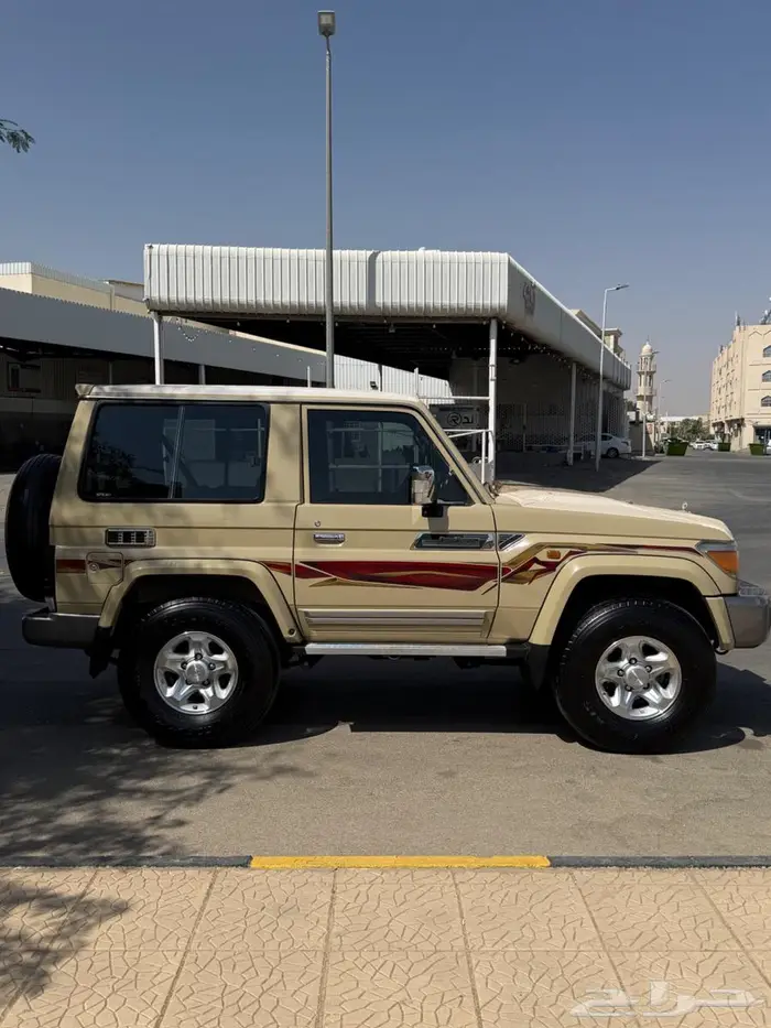 للبيع جيب ربع بيج اخو الجديد2018 فل 7