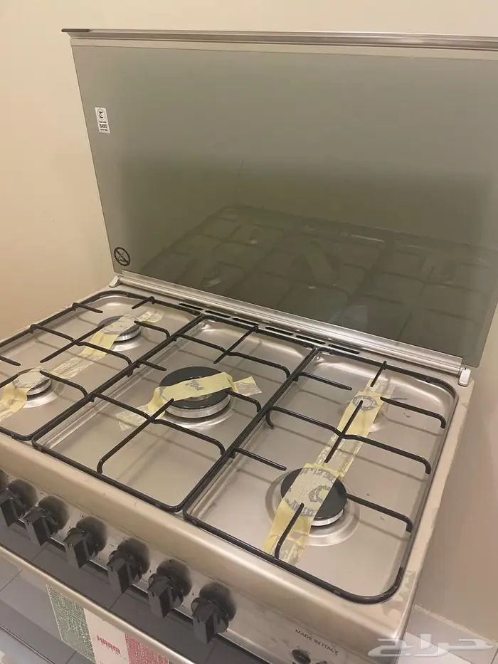 فرن هام الإطالي وحجمه  (90 times 60 ) سم 2