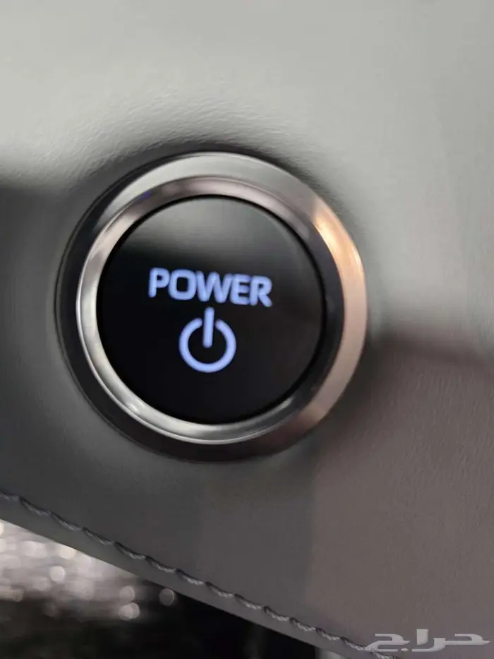 تويوتا هايللندر LE4x4 استاندر 2025 14