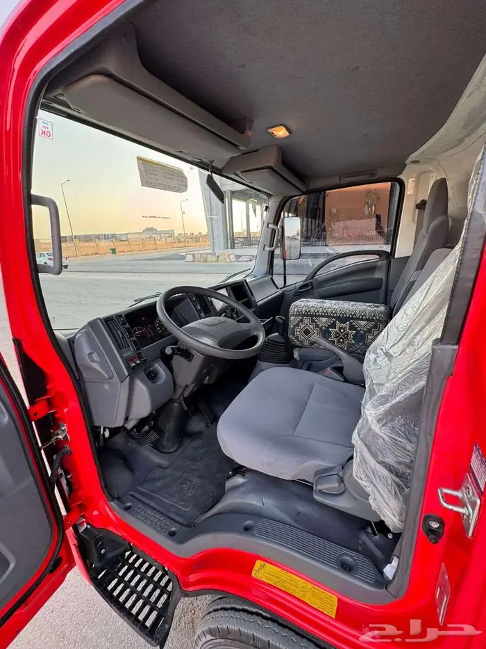 سطحه للبيع شبه جديد 2024 2