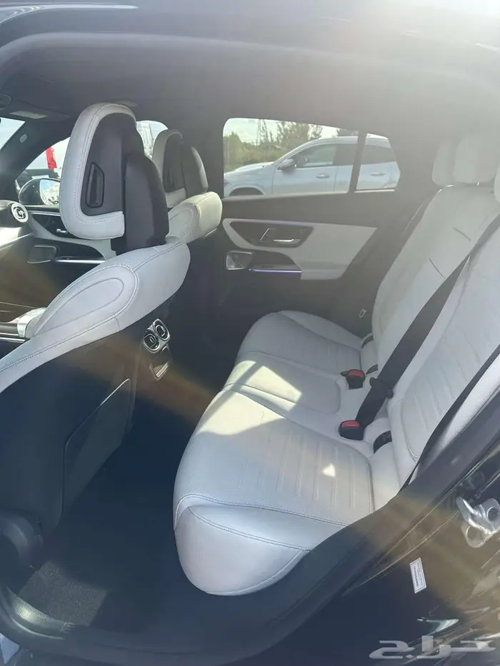 مرسيدس GLC 300 coupe موديل 2026 اصفار ب 260 الف ريال 7