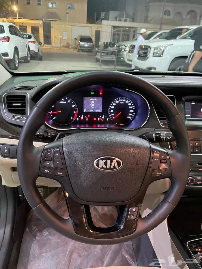 للبيع كيا كادينزا 2014 8