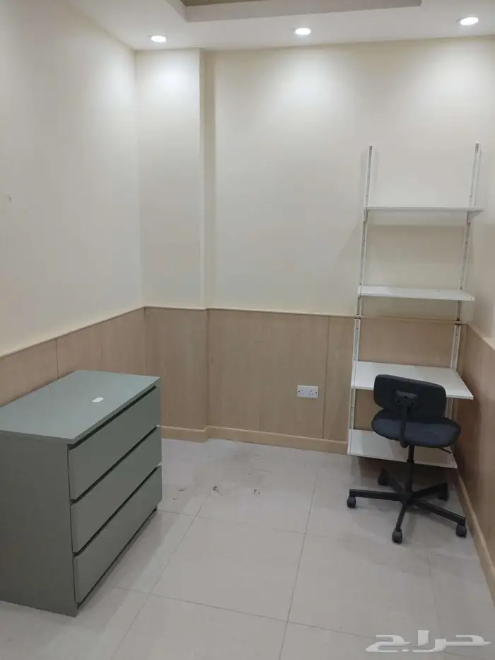 أثاث مكتبي جديد لم يستخدم 3