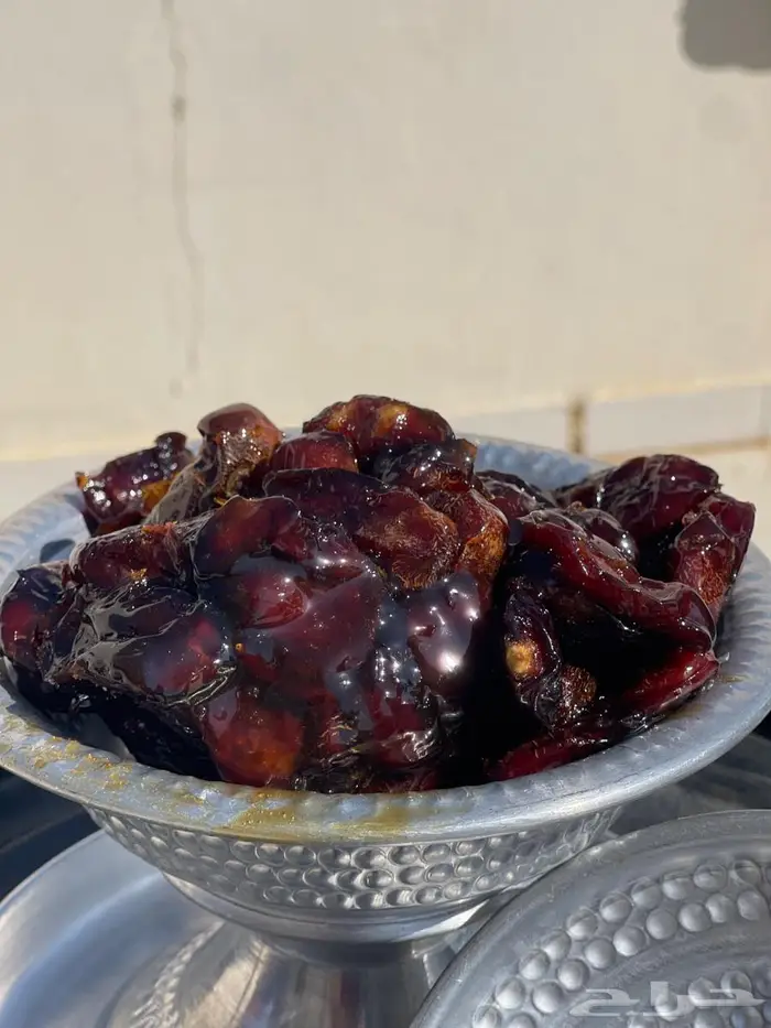 تمر حلوة الجوف فاخر 2