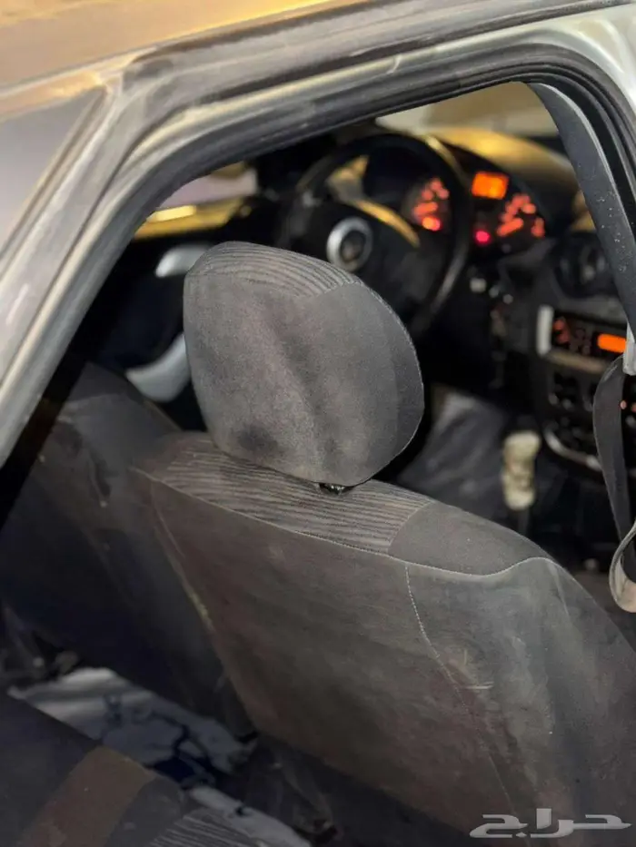 رينو لوجان 2012 5