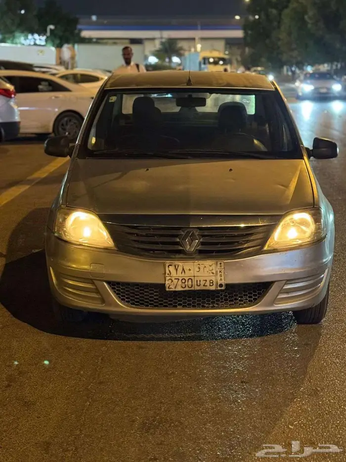 رينو لوجان 2012 0