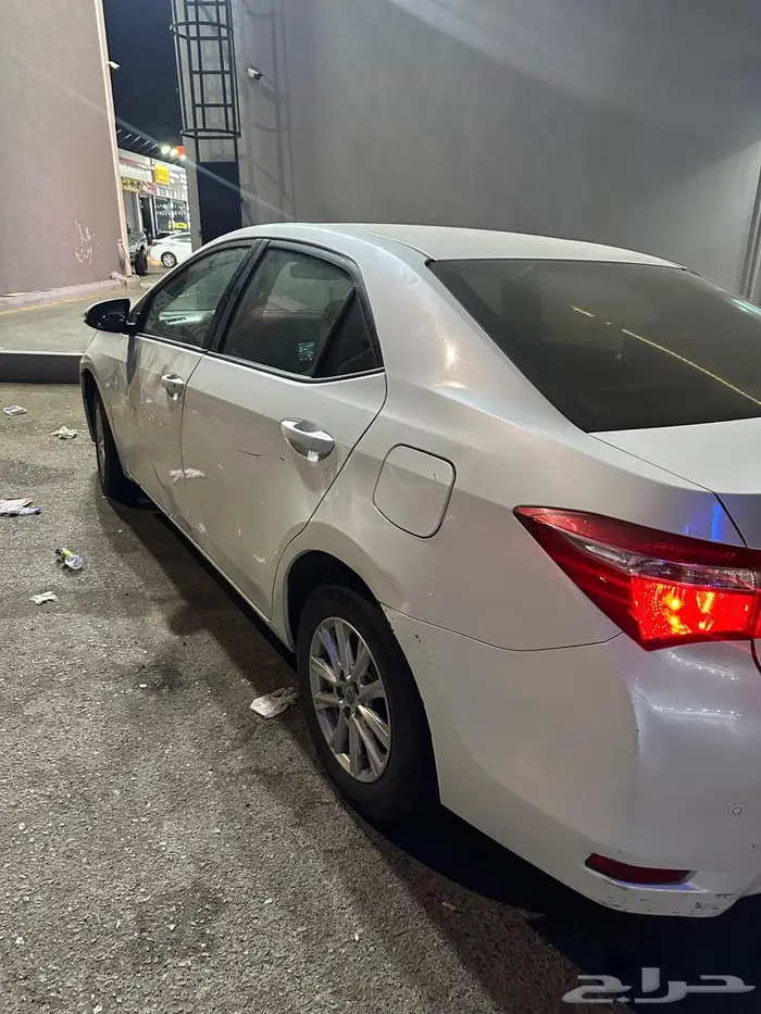 كورولا لبيع موديل 2016 4