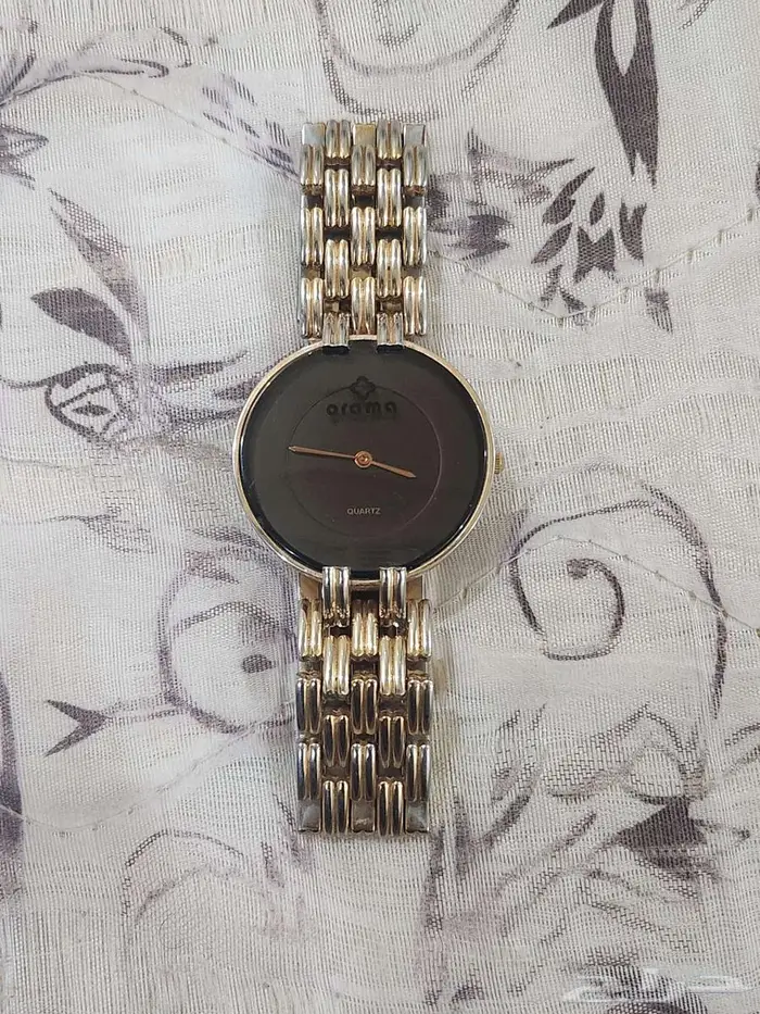 ساعه فاخره اصليه ماركه للبيع 0