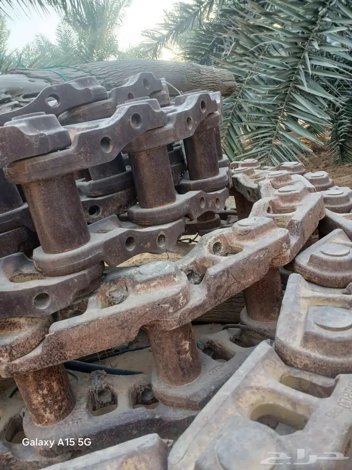 جنزير بلدوزر 155 للبيع بيركو اصلي نظيف اخو الجديد 2