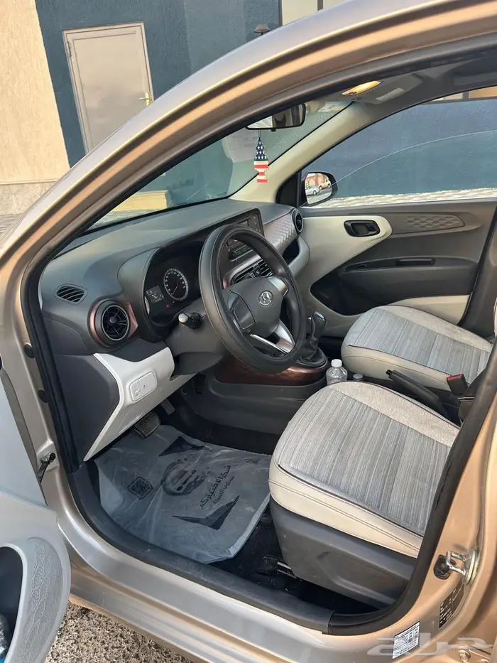 ايتين 2022 اللون ذهبي 0