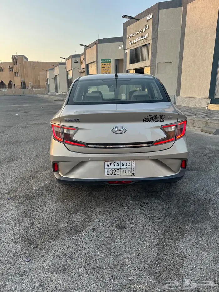 ايتين 2022 اللون ذهبي 8