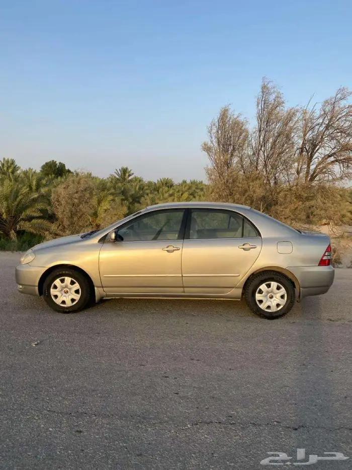 للبيع كورلا 2002 3