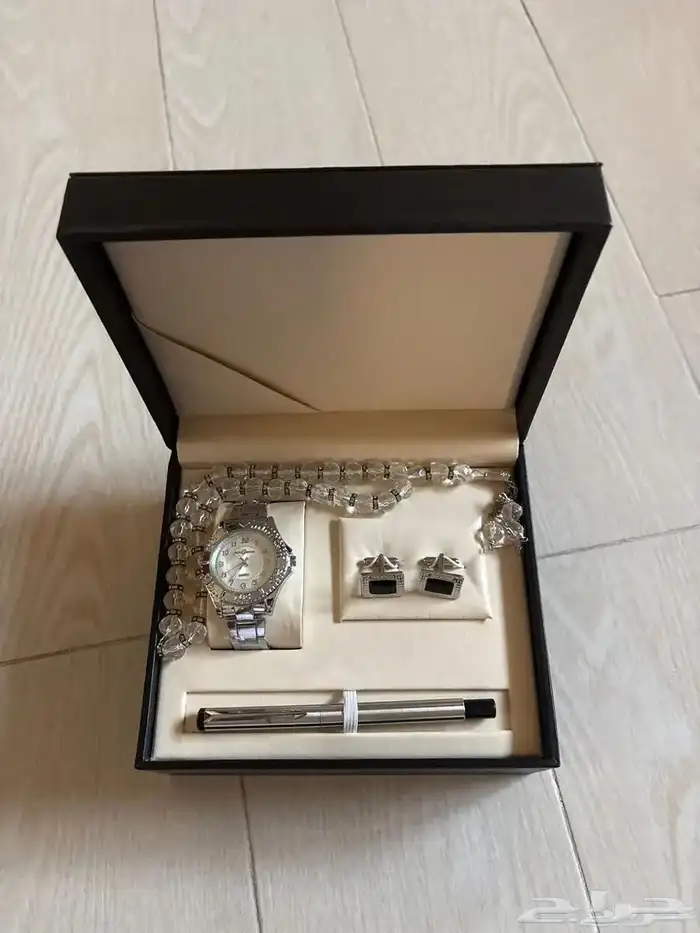 طقم رجالي على السوم 4