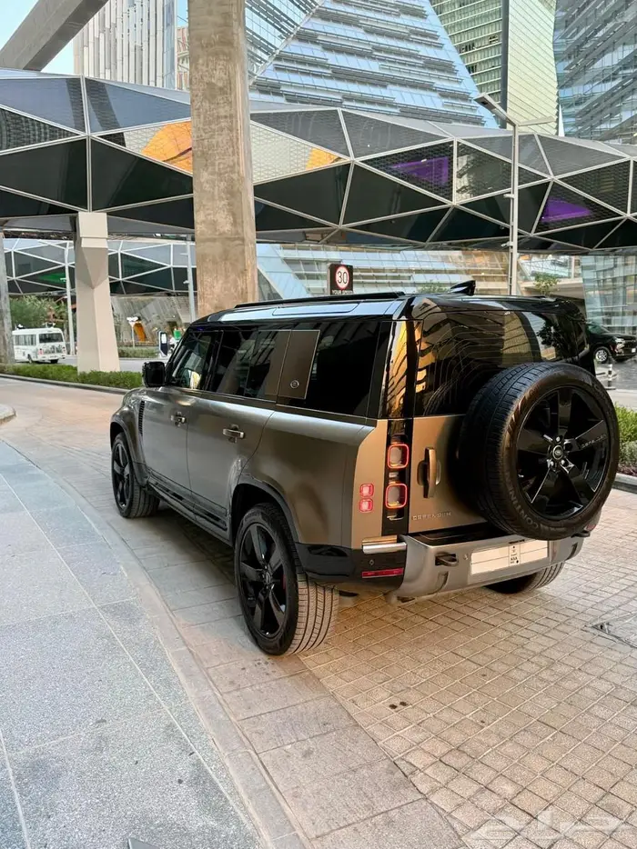 ديفندر x موديل 2020 تحت الضمان 3