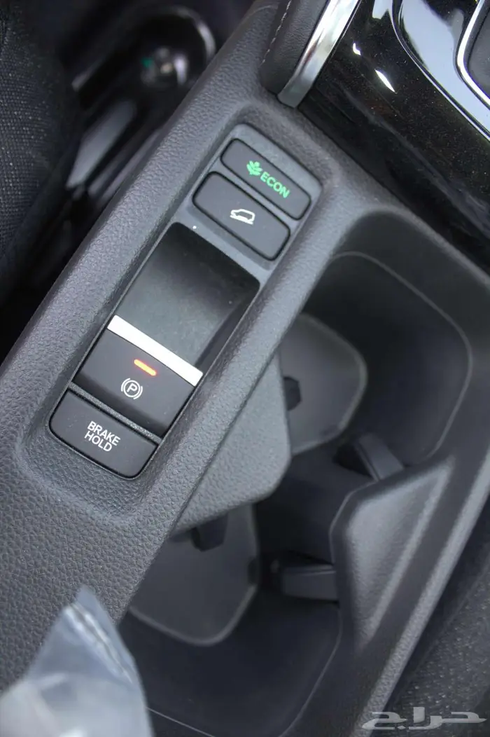 هوندا HR-V نص فل LX م2025 17