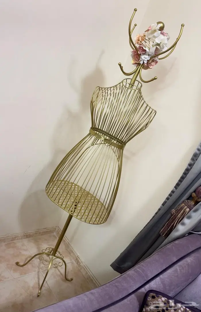 ستاند عروسة ذهبي 0