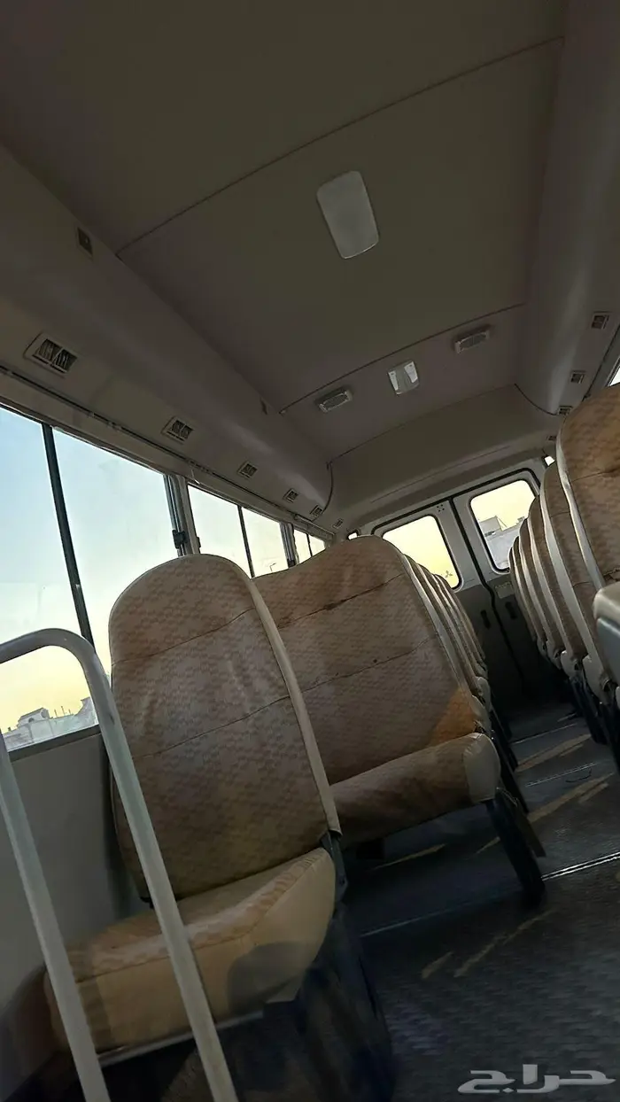 للبيع باص روزا 2013 ديزل مخزن 11