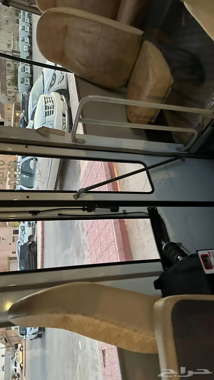 للبيع باص روزا 2013 ديزل مخزن 12