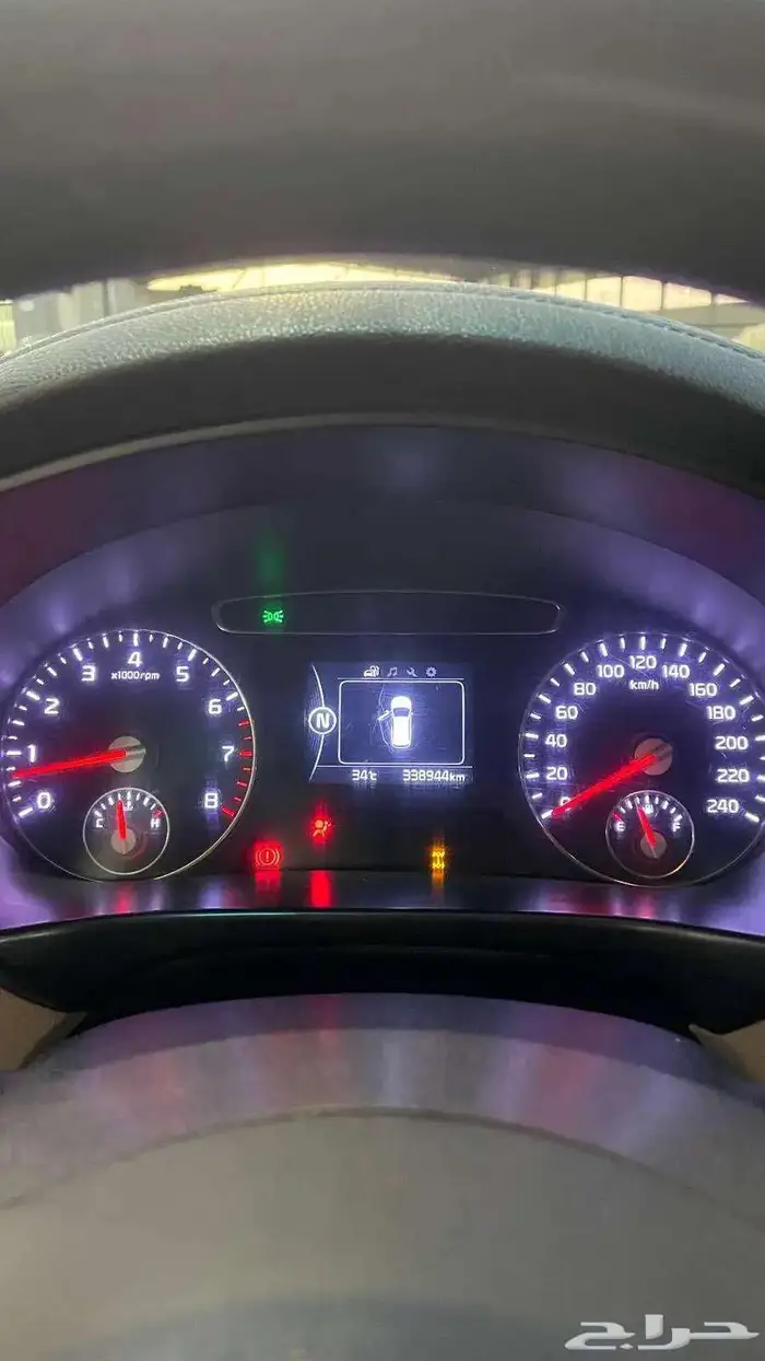 كيا سيرانتو 2015 عداد 338 دبل 7 مقاعد بنزين 3