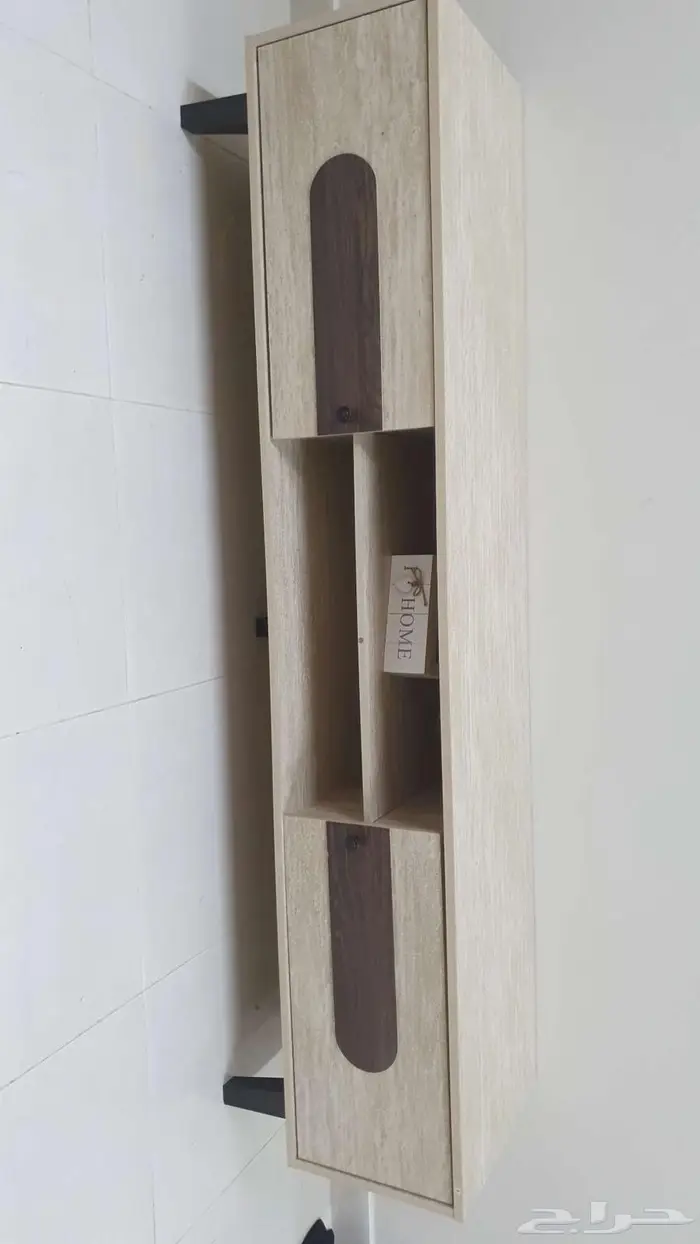 طاولة تلفزيون 3