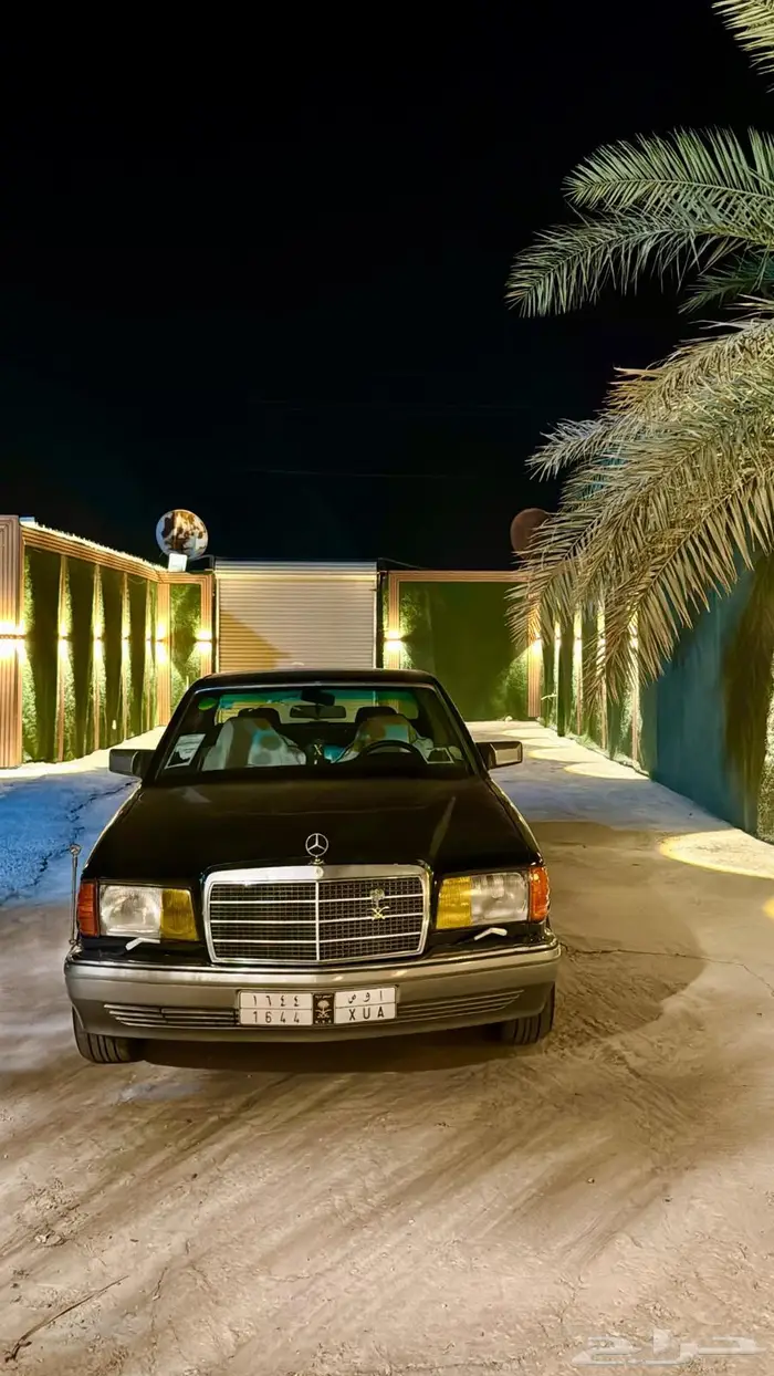 مرسيدس SE300 1991 اسود ملكي 7