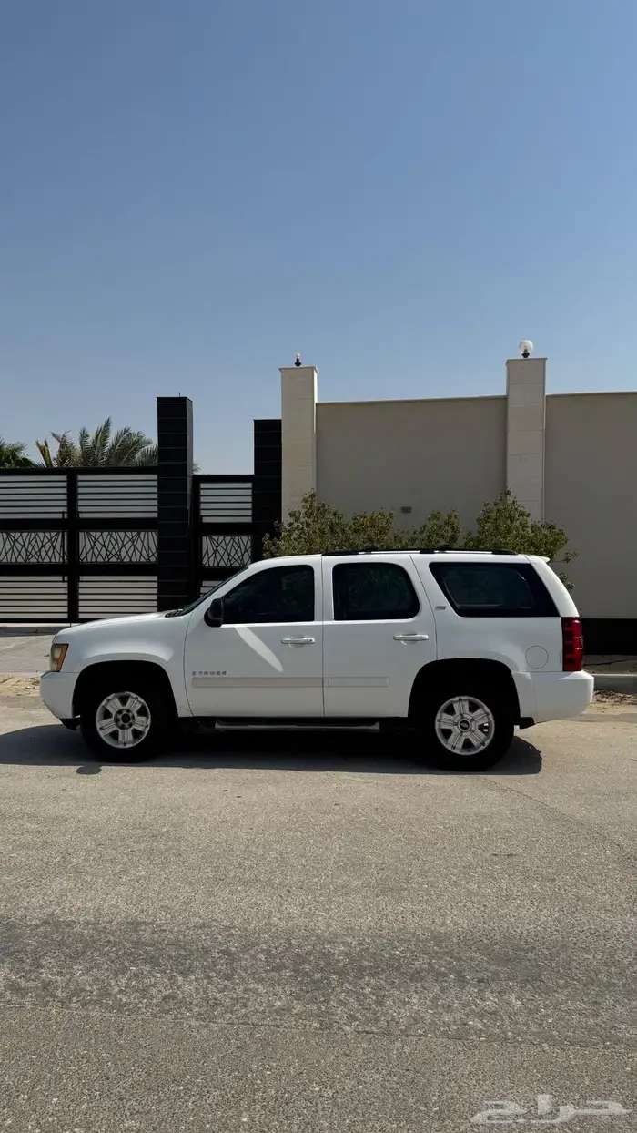 للبيع تاهو 2009 Z71 4